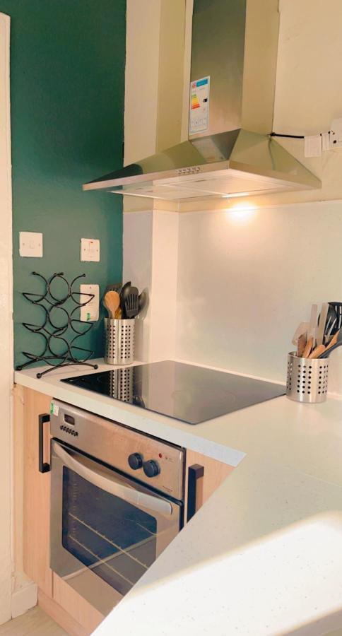 Edinburgh Leven Apartments ภายนอก รูปภาพ